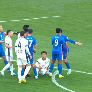 Kaiyun网页版-小温没随队出征，斯坦丘受武汉球迷欢迎 绍尔出战 大连难带走三分